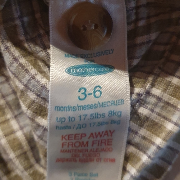 Size 00 Overall style onesie - Picture 4 of 7